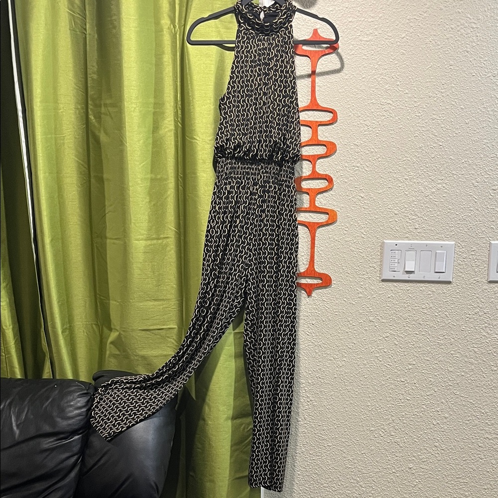 Sleeveless Halter Printed Jumpsuit in Black & Tan